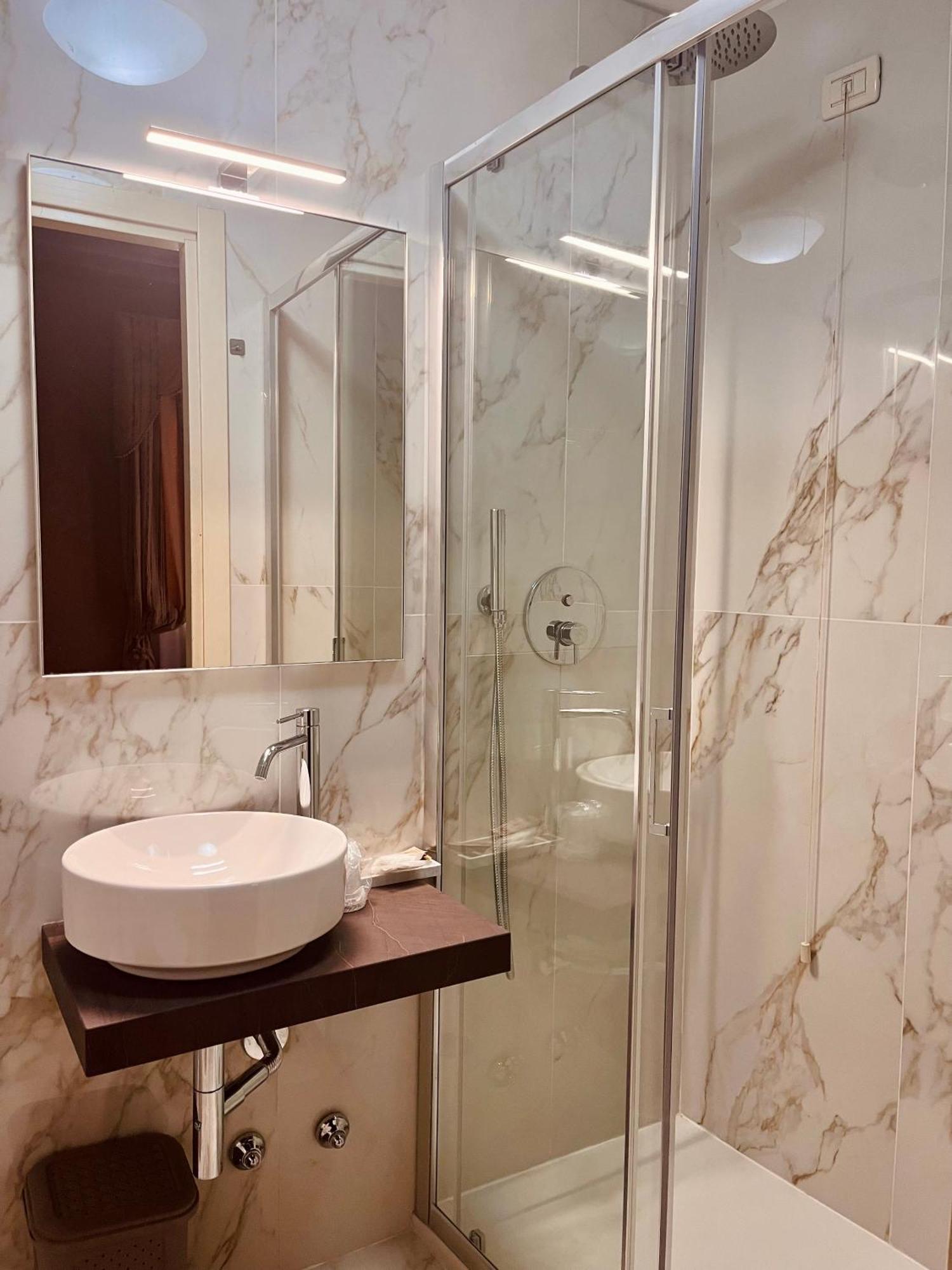 Locanda Correr البندقية المظهر الخارجي الصورة