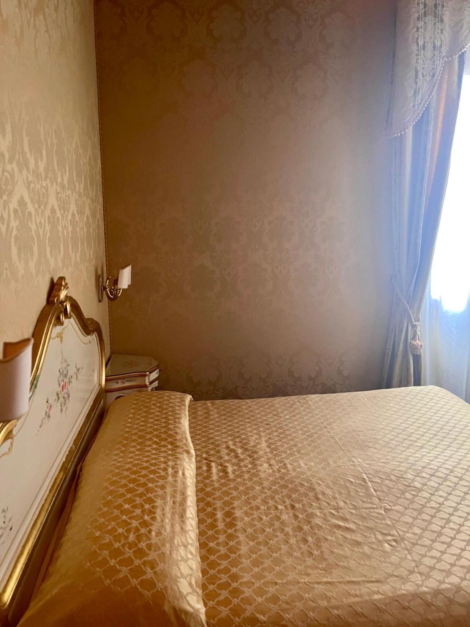 Locanda Correr البندقية المظهر الخارجي الصورة